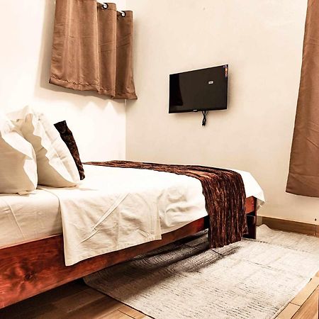 M'Serenity Guest House Antananarivo Kültér fotó